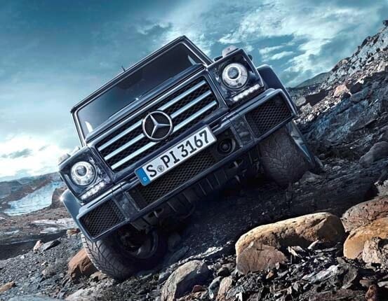 2016-mercedes-benz-g550-head-on-static1-600-001