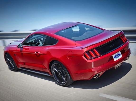 2016-mustang-gt-black-package-rear-action1-600-001