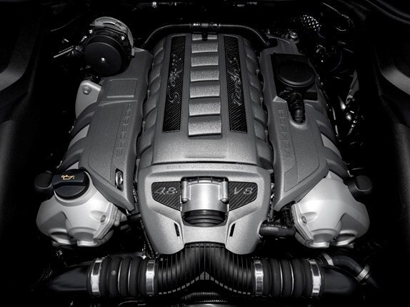 2016-porsche-cayenne-turbo-s-red-engine-573-600-001