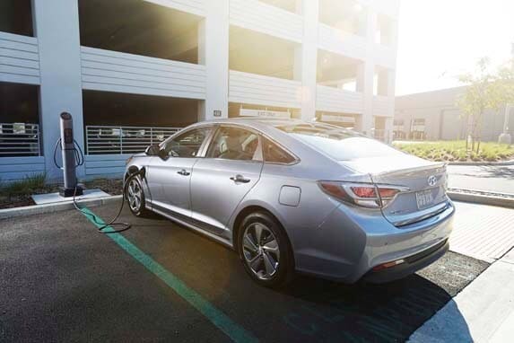 2016-sonata-hybrid-phev-1-600-001