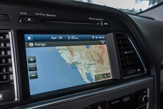 2016-sonata-hybrid-phev_interior-15-600-001