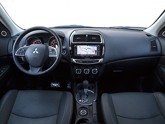 compact-suv-comparison-test-2015-mitsubishi-outlander-sport-15-600-001