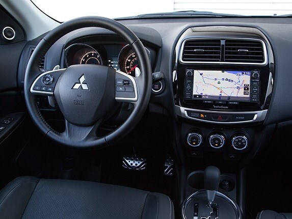 compact-suv-comparison-test-2015-mitsubishi-outlander-sport-16-600-001