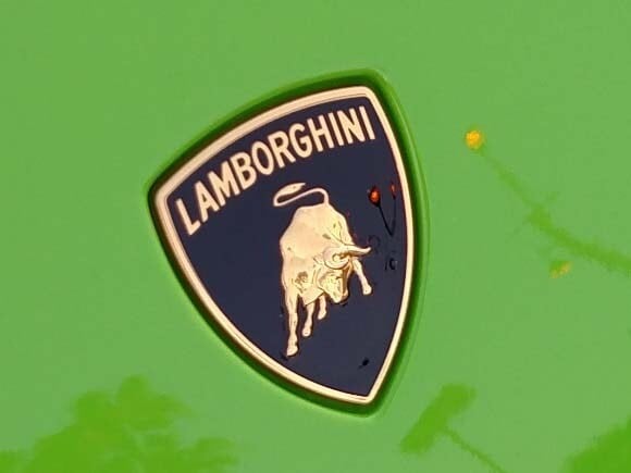 huracan-badge-580-600-001
