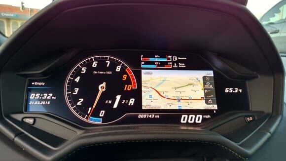 huracan-instrument-cluster-600-001