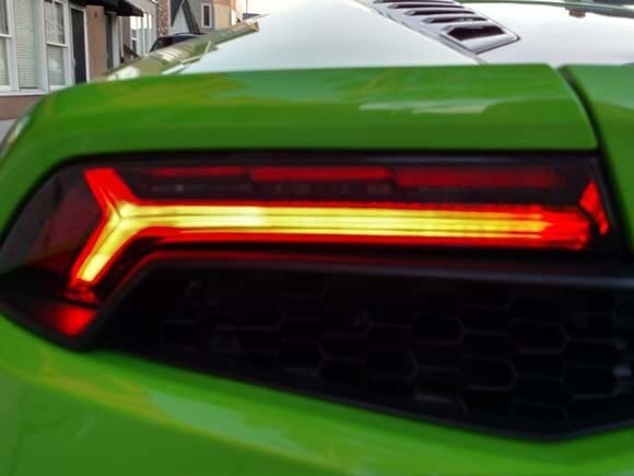 huracan-tail-light-600-001