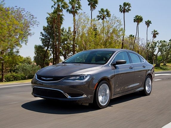 midsize-sedan-comparison-test-2015-chrysler-200-24-600-001