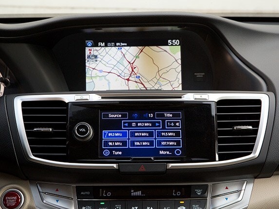 midsize-sedan-comparison-test-2015-honda-accord-11-600-001