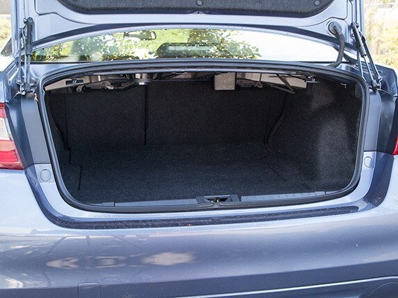 midsize-sedan-comparison-test-2015-subaru-legacy-16-600-001