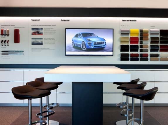 porsche-experience-center-design-personalization-gallery1-600-001