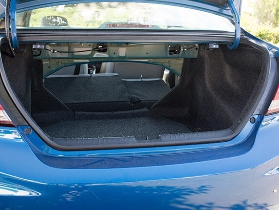 2015-honda-civic-compact-car-comparison-16-600-001