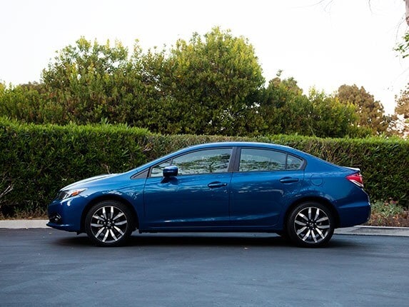 2015-honda-civic-compact-car-comparison-27-600-001