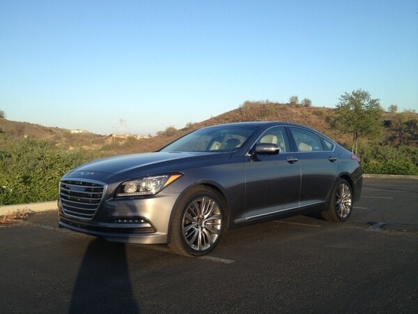 2015-hyundai-genesis-sedan-3-600-001