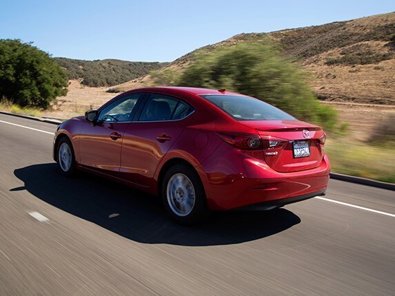 2015-mazda-mazda3-compact-car-comparison-03-600-001