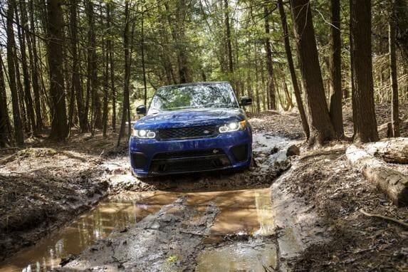 2015-range-rover-sport-svr-34-600-001