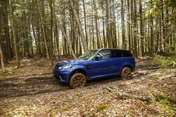 2015-range-rover-sport-svr-36-600-001