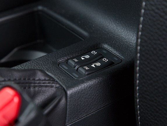 2015-subaru-impreza-compact-car-comparison-06-600-001
