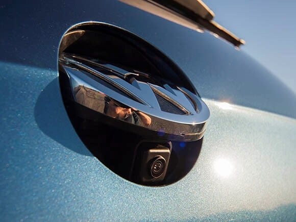2015-volkswagen-golf-tsi-exterior-detail-05-600-001