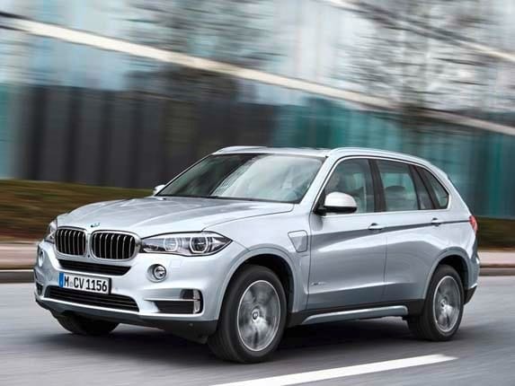 2016-bmw-x5-xdrive40e-plug-in-front-action1-lead-600-001