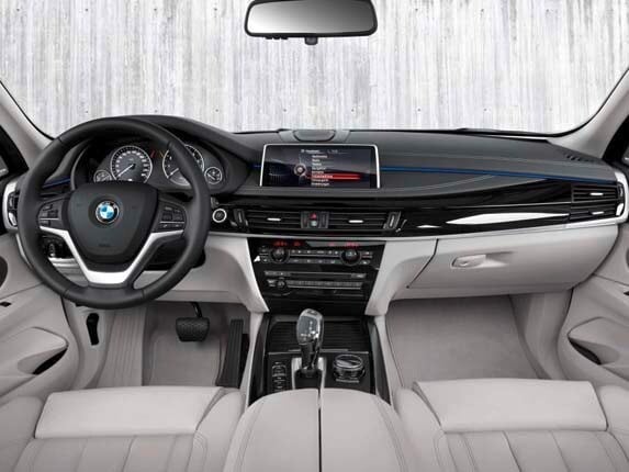 2016-bmw-x5-xdrive40e-plug-in-interior-front-dash1-600-001