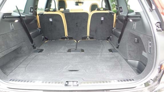 2016-volvo-xc90-qt-24-600-001