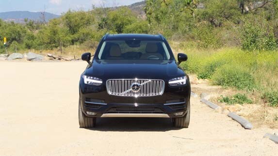 2016-volvo-xc90-qt-3-600-001