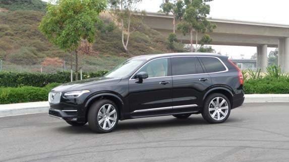 2016-volvo-xc90-qt-8-600-001