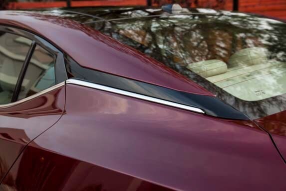 2016_nissan_maxima_13-600-001