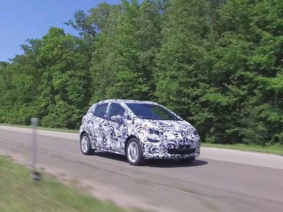 chevrolet-bolt-ev-prototype-testing-front-action1-600-001