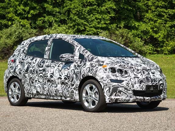 chevrolet-bolt-ev-ptototype-testing-front-side-static-600-001