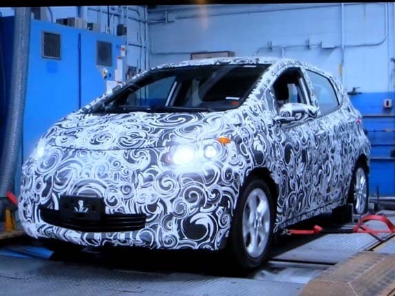 chevrolet-bolt-ev-ptototype-testing-on-the-dyno-600-001
