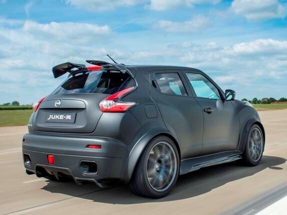 nissan-juke-r-2-0-concept-rear-action3-600-001