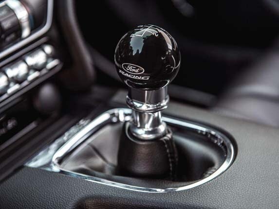 2015-ford-apollo-edition-mustang-6-speed-shifter1-600-001
