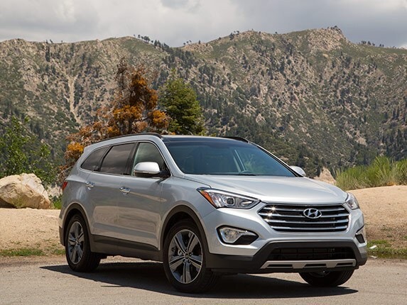 2015-hyunda-santa-fe-03-600-001
