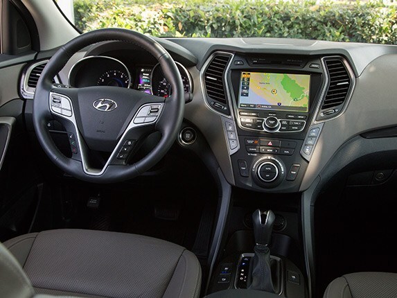 2015-hyunda-santa-fe-10-600-001