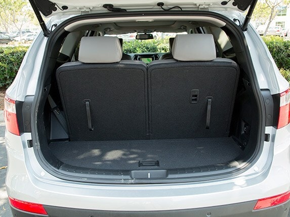 2015-hyunda-santa-fe-23-600-001