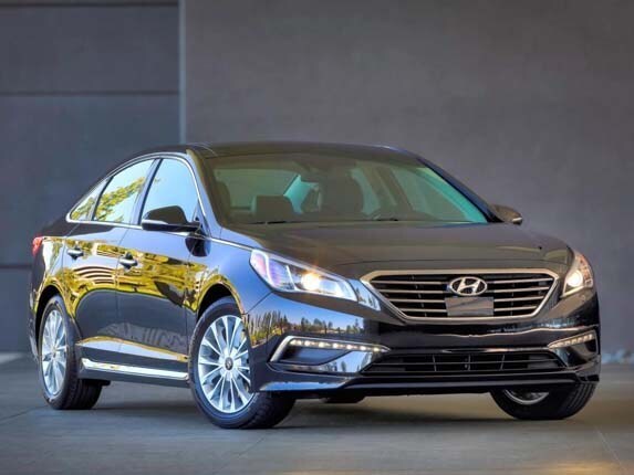 2015-hyundai-sonata-front-static1-600-001