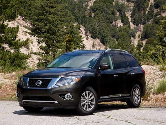 2015-nissan-pathfinder-comparison-06-600-001