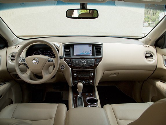 2015-nissan-pathfinder-comparison-15-600-001