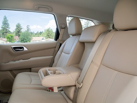 2015-nissan-pathfinder-comparison-24-600-001