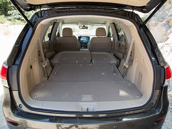 2015-nissan-pathfinder-comparison-28-600-001