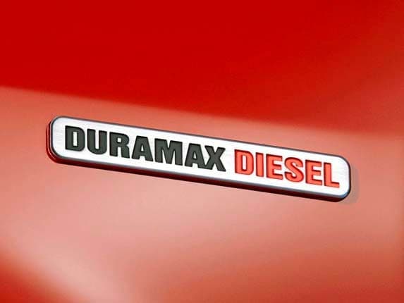 2016-chevrolet-colorado-duramax-turbodiesel-badge-detail1-600-001