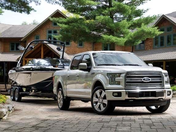 2016-ford-f150-limited-front-static-with-trailerl1-lead-600-001