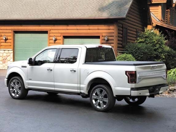 2016-ford-f150-limited-rear-static2-600-001