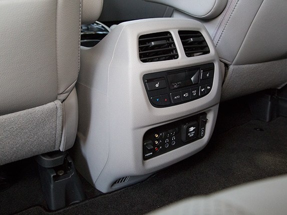 2016-honda-pilot-comparison-22-600-001