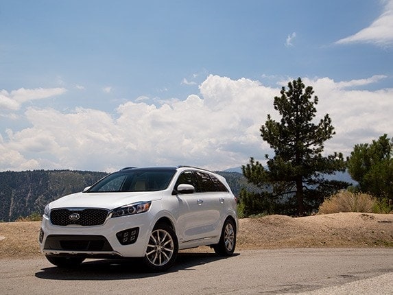 2016-kia-sorento-08-600-001