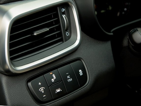 2016-kia-sorento-20-600-001