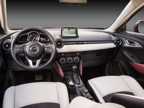 2016-mazda-cx-3-interior-front1-600-001