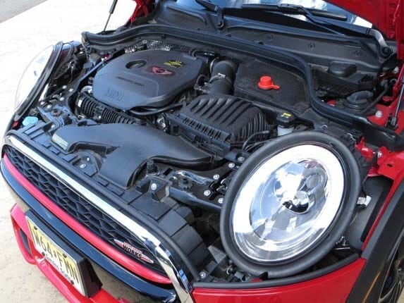 2016-mini-jcw-hardtop-red-underhood-detail1-600-001