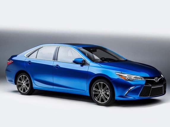 2016-toyota-camry-special-edition-front-static1-lead-600-001